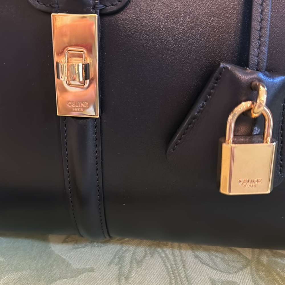 Celine Handbag - Picture 3 of 13